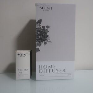 Brand new in box White Scent Home Diffuser + Paradise Aroma Oil